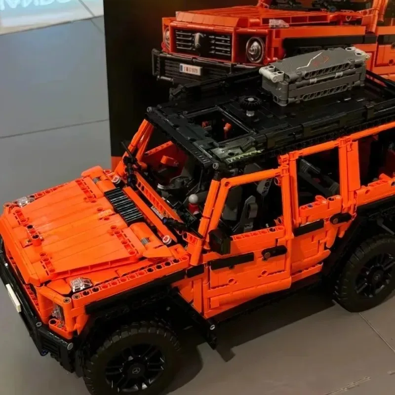 

In Stock 4x4 Luxury SUV Building Module -42177 Compatible Model | Adult Collection Off Road Vehicle DIY Kit (G Series Style)