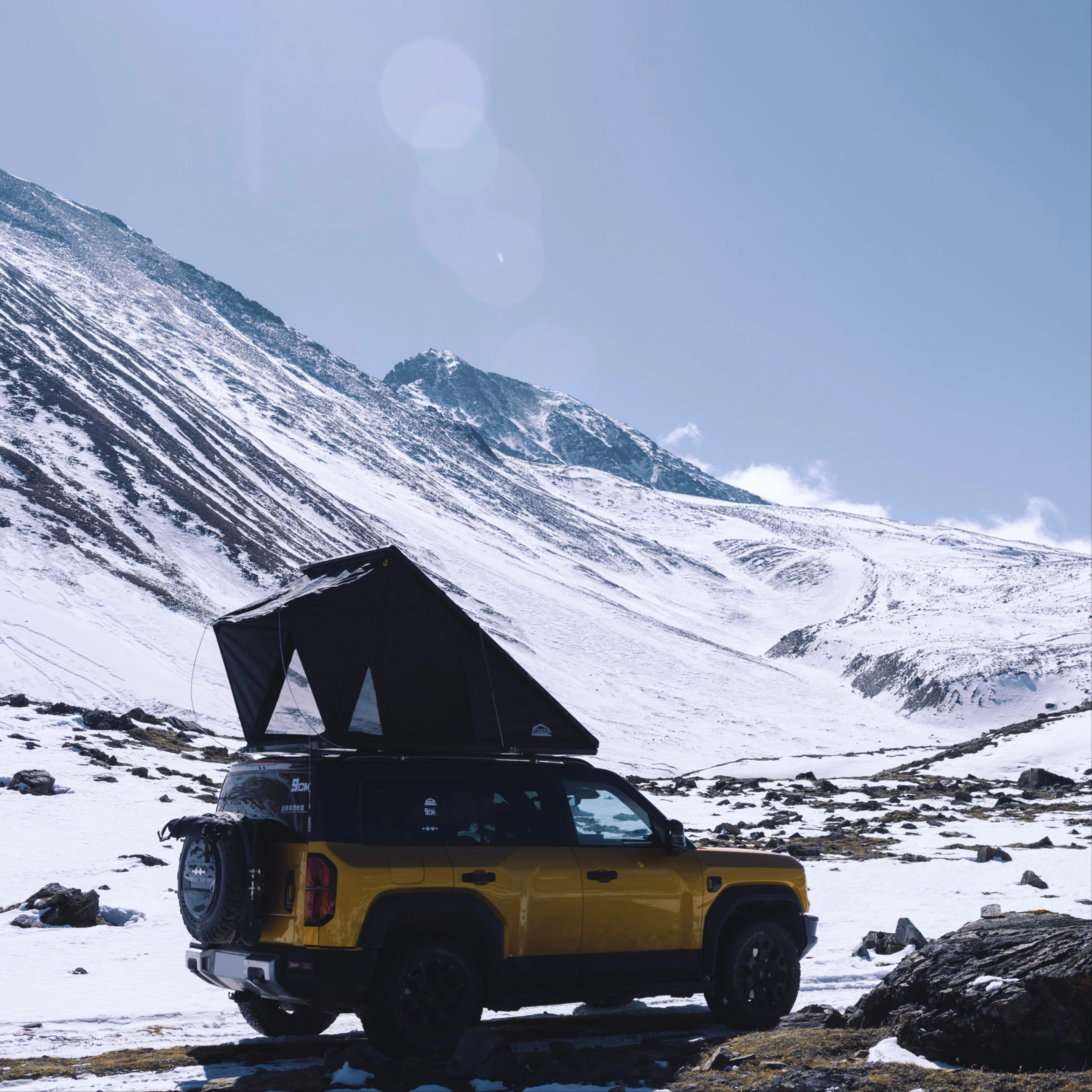 

9CM Roof Tent Anti-condensation Off-road Vehicle Triangle Hardtop Lightweight Roof Tent