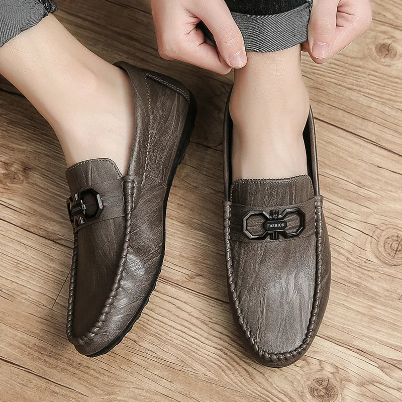 New Fashion Loafers Men Leather Casual Shoes Trend Spring/Autumn Men Luxury Shoes Driving Breathable Slip-On Solid Men Shoes