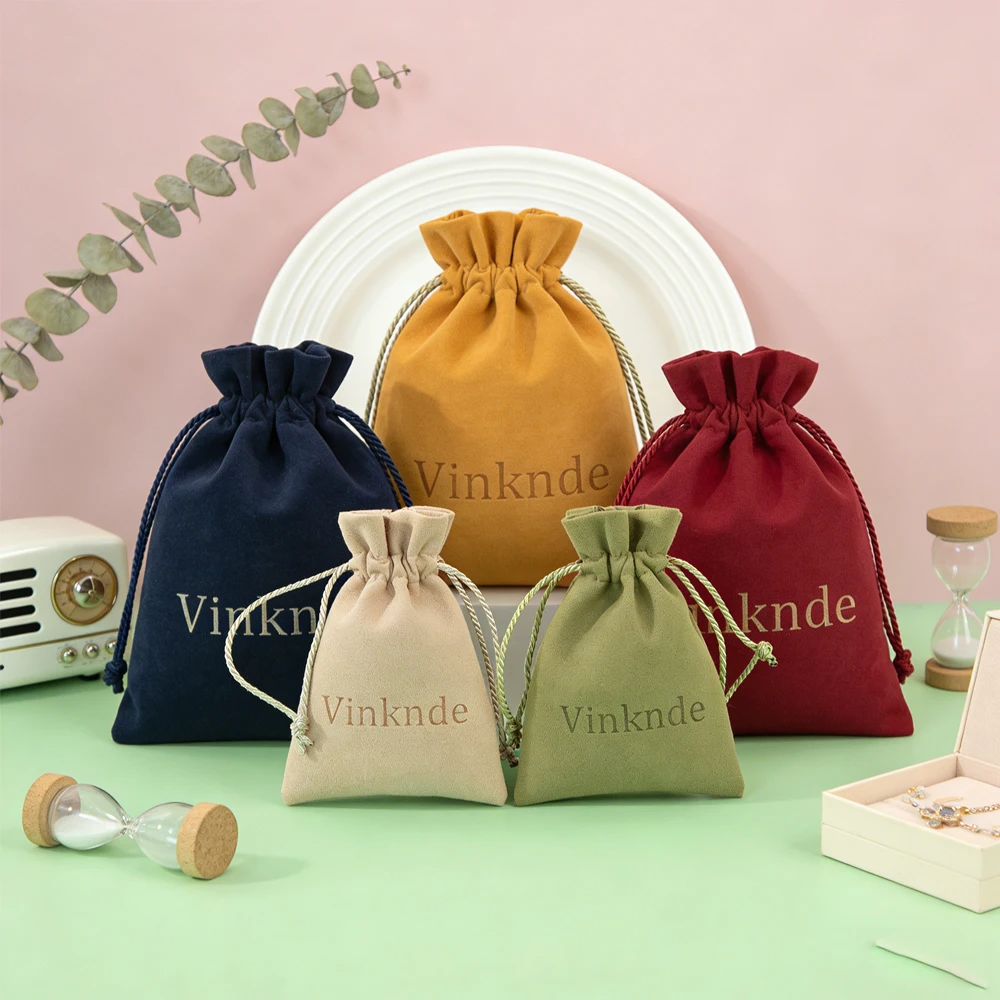 

Перспективный логотип, 50 упаковок, бархатный органайзер для ювелирных изделий из микрофибры, подарочная сумка, упаковка на шнурке для хранения, новогодняя сумка для свадебных сувениров