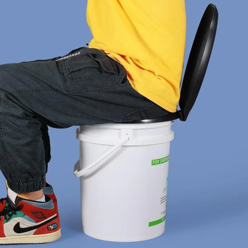 Toilet Stool, Outdoor Portable Removable Toilet 20L Large-capacity Toilet Cover Plastic Bucket with Handle