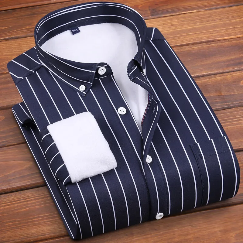 Winter 2026 Men's Plaid Fleece-Lined Knitwear Button-Up Coat with Pockets Fashionable Versatile Warm Casual Shirt
