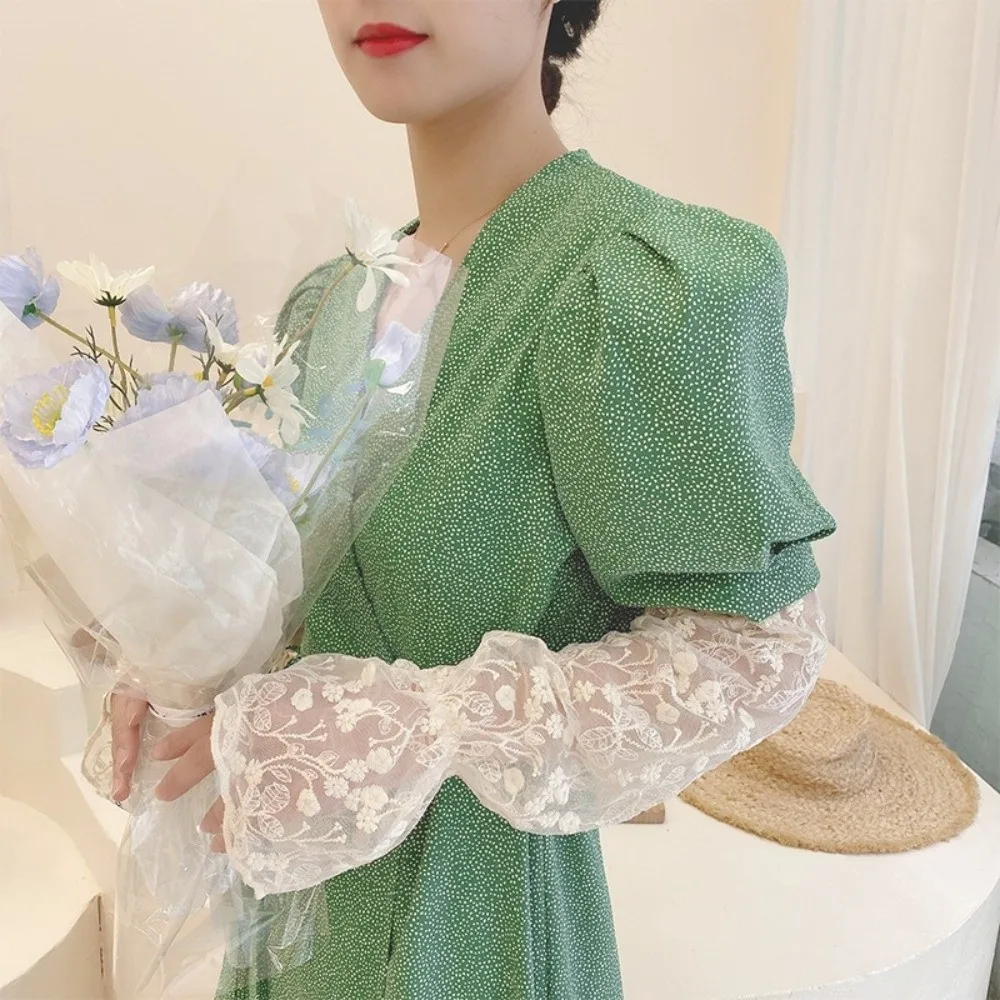 Simple Elastic Ice Silk Sleeves Hollow Mesh Sunscreen Arm Sleeve Thin Flower Long Sleeved Arm Cover Cycling