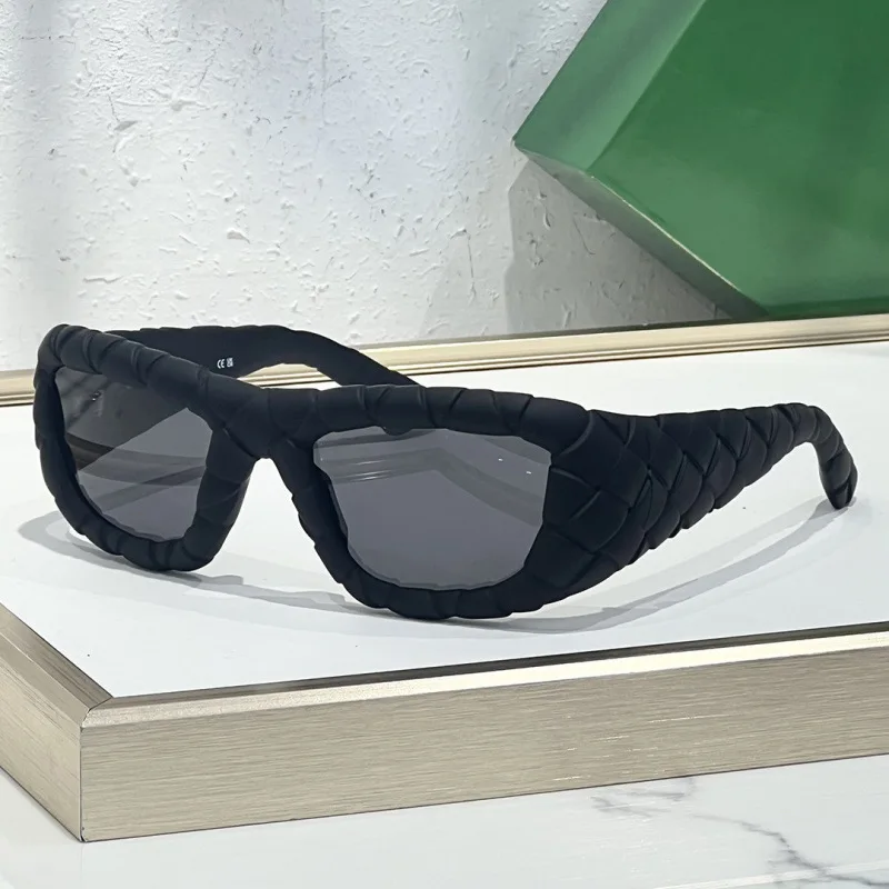 العلامة التجارية الفاخرة 1303 النظارات الشمسية هادئة البهجة الساخنة فتاة الجمالية UV400 نظارات الموضة للنساء