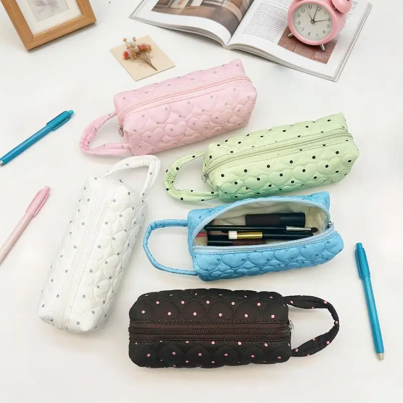Portable Polka Dot Cosmetic Bag Minimalist Large Capacity Waterproof Makeup Pouch for Home Travel Women Daily Use view 5