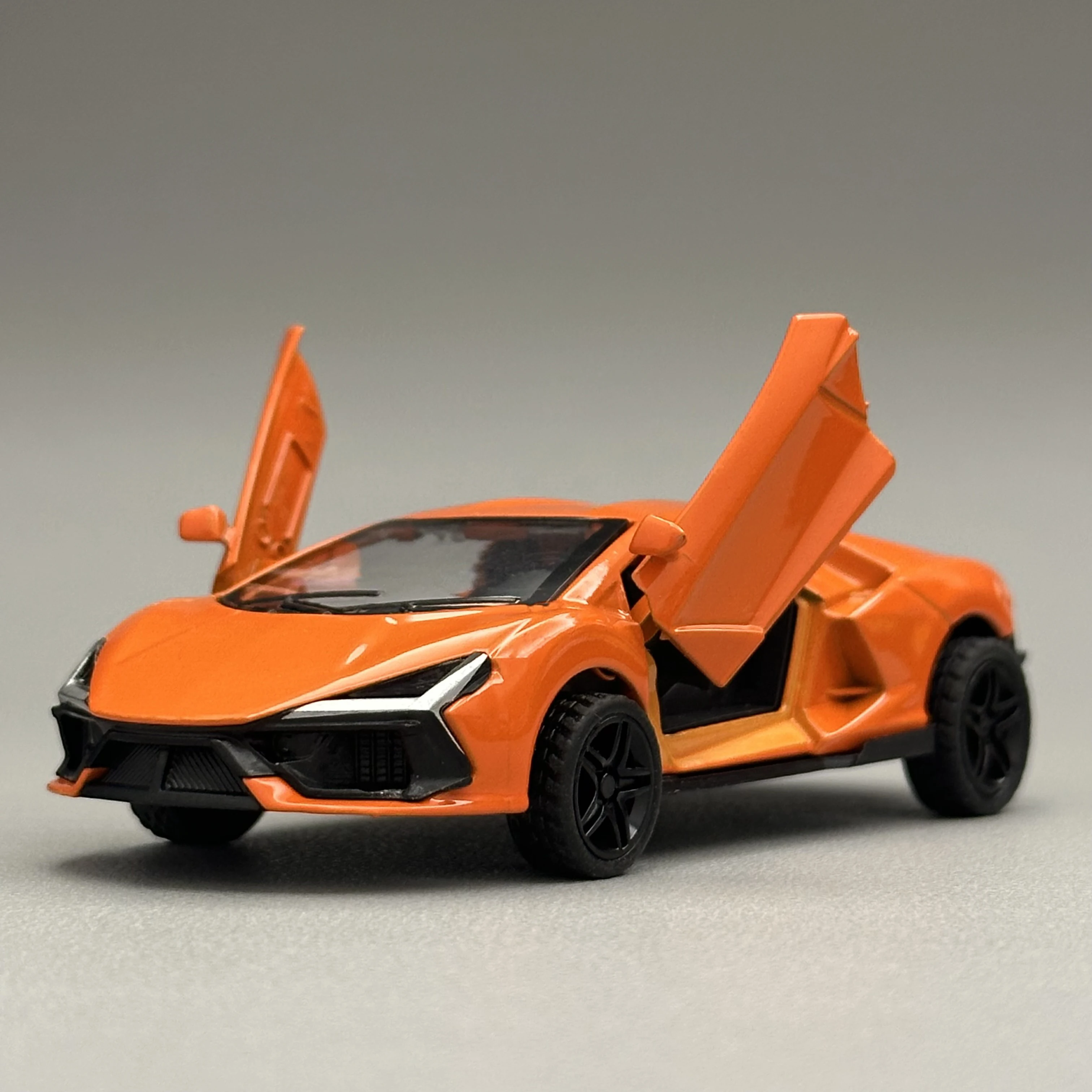 1/36 Revuelto Diecast Metal Car Model Toy With Double Opening Scissor Doors Pull Back Function Mini Supercar Collection Gift