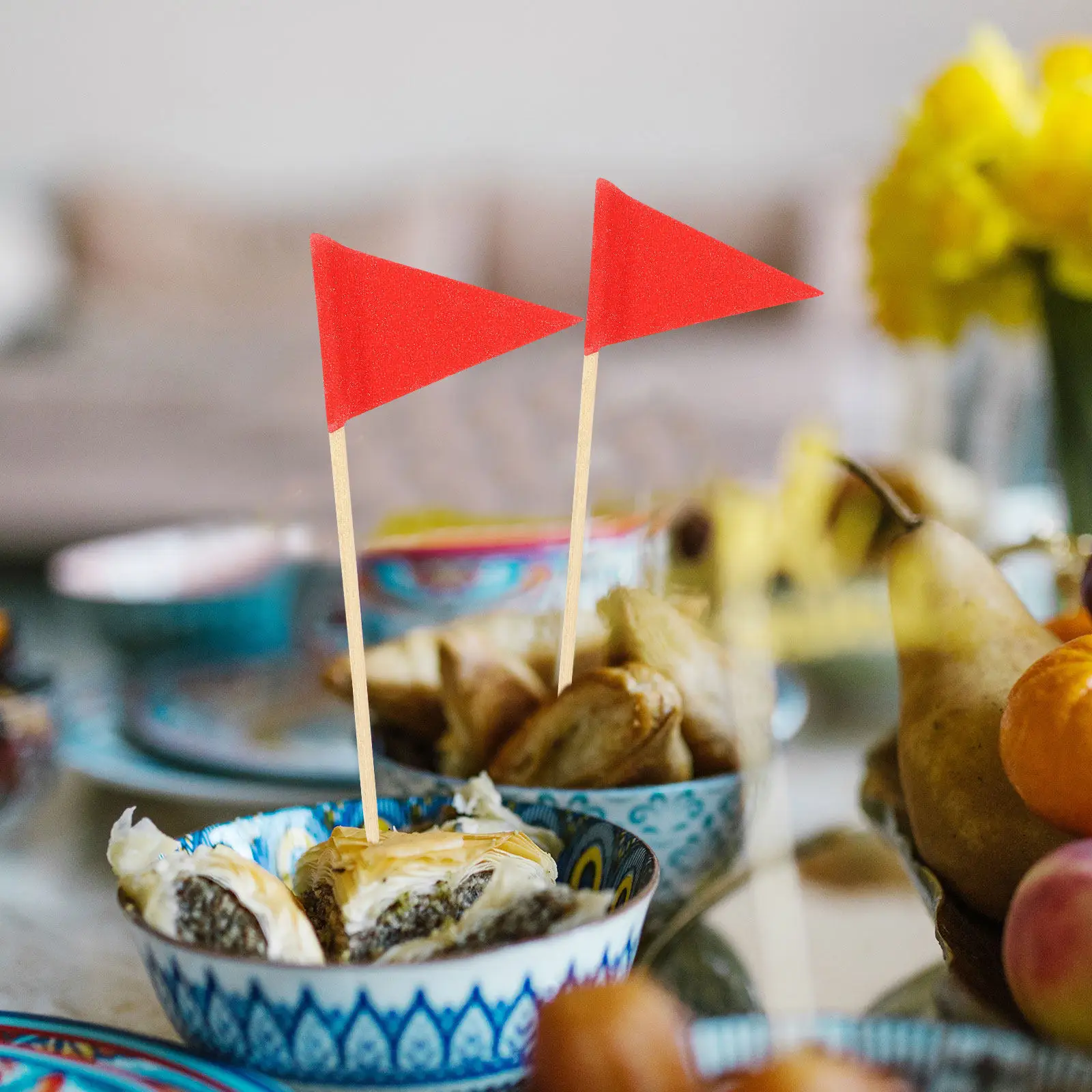 60Pcs Red Triangle Flag Cupcake Toppers Toothpicks Party Buffet Labeling Cocktail Picks Sandwich Appetizers Food Decoration