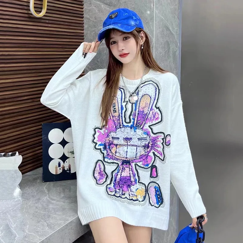 

MINISO Fashion Autumn New Mid length Loose Large Edition Cartoon Printed Rabbit Long Sleeve Round Neck Sweater