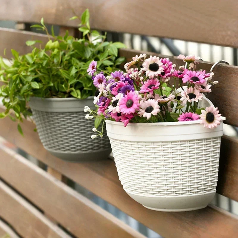 New Imitation Rattan Weaving Wall Hanging Flower Pot Semi-Circular Planter Basket Creative Garden Balcony Yard Decoration