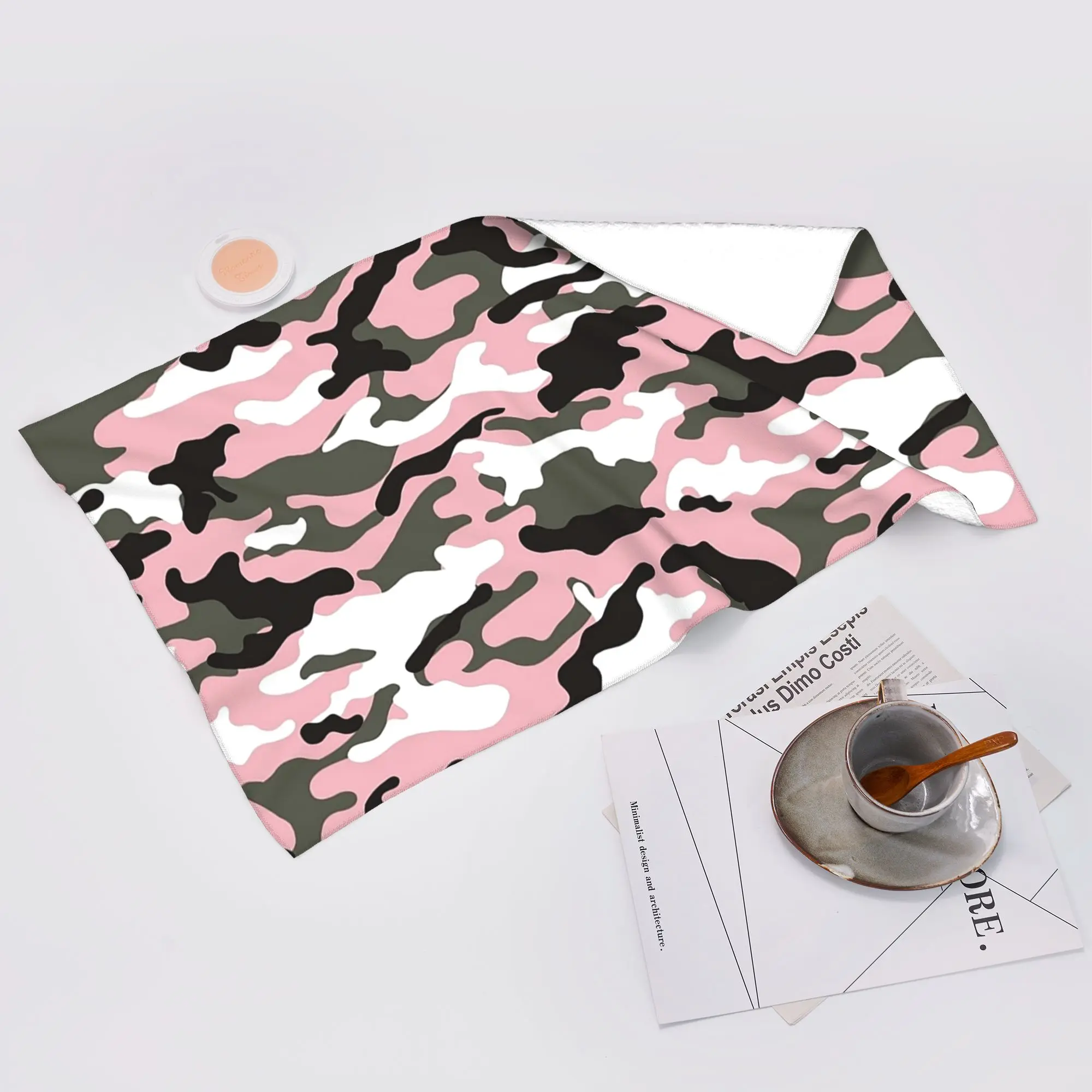 Custom Pink Military Camo Pattern Girls Texture Squad Background Soft Face Towel Quick Dry Pool Bath Cotton Towels Breathable