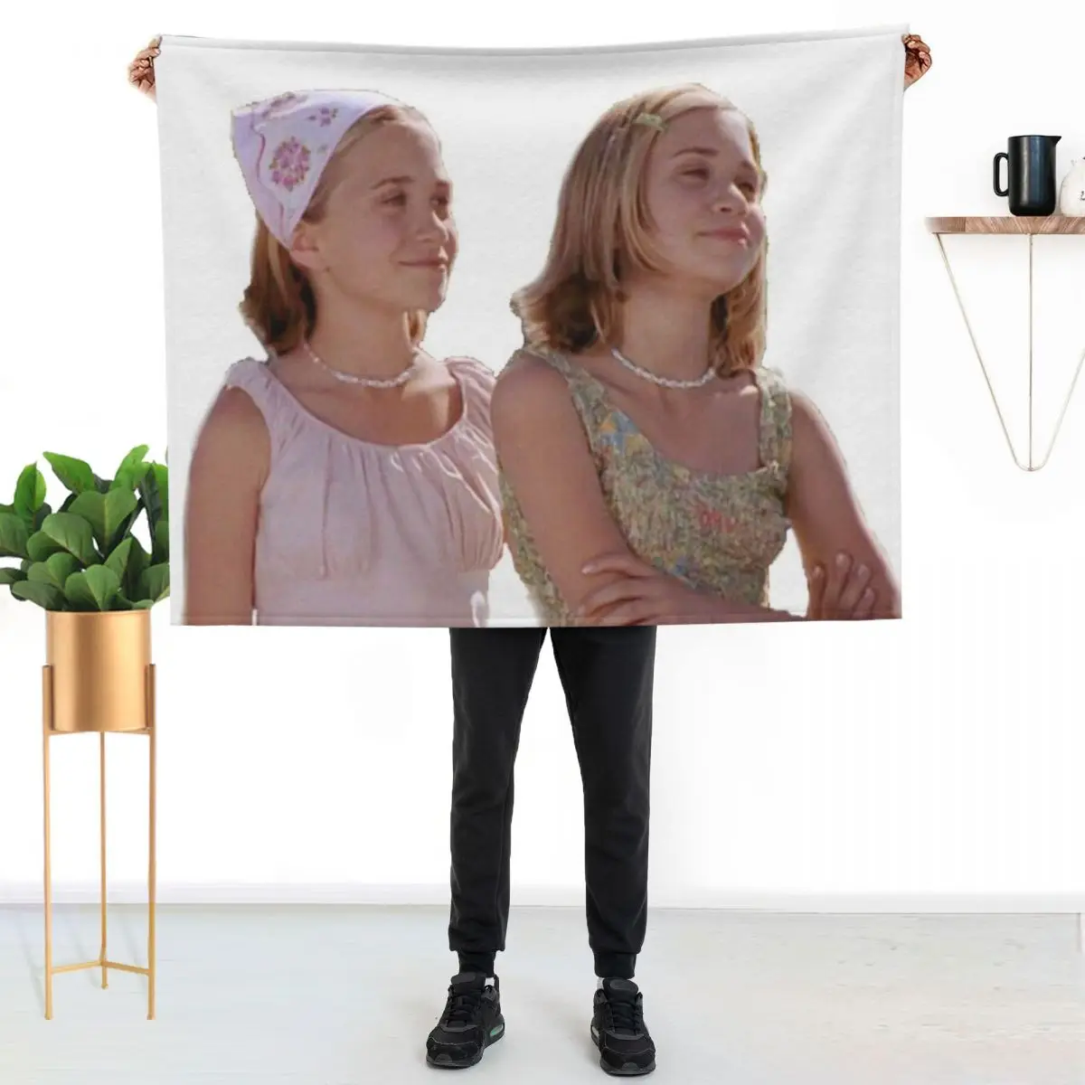 Mary Kate and Ashley Olsen Passport to Paris! Throw Blanket Cozy Warm Blanket for Bed Room Decor