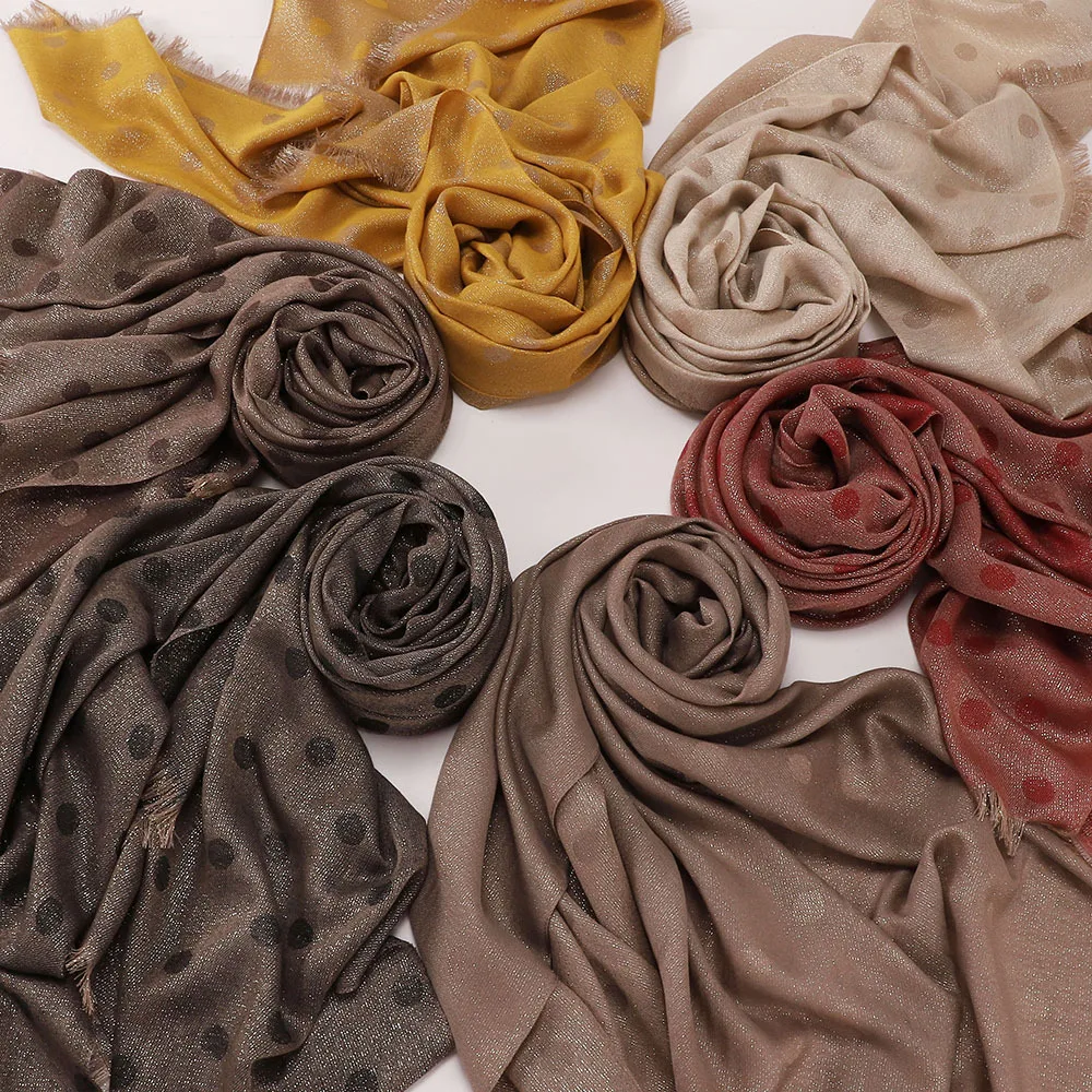 新しいグリッターポルカドットヒジャブスカーフ女性用シマーショールムスリムショールラップヘッドバンドスカーフソフトマレーシアヘッドスカーフターバンテムヘール