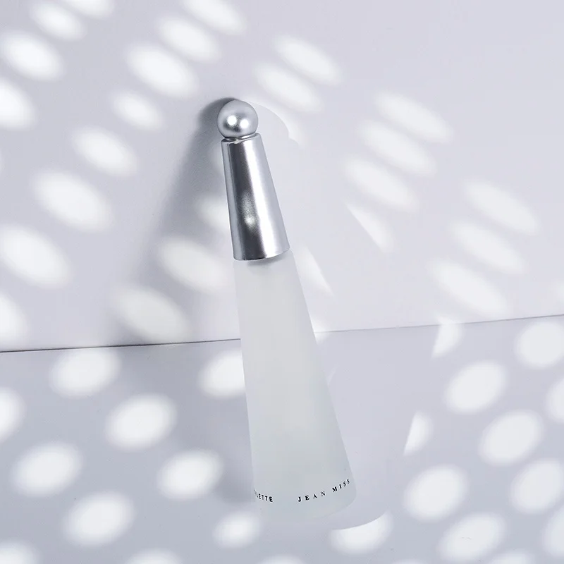 50 ミリリットル純水香水女性 Freshing Bory スプレーフェロモン長期的な花鮮やかな光の香りガール香水ギフト