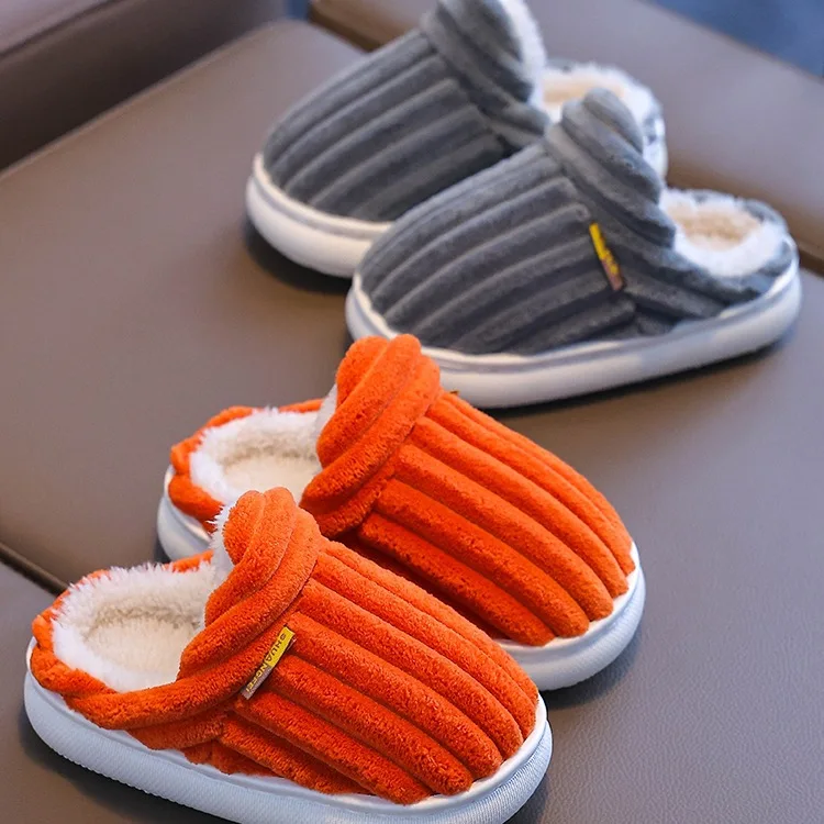 

2025 New Winter Children Shoes Outdoor Fuzzy Antiskid Cotton Slippers Indoor Soft Boys Slippers Classic Fur Girl House Slippers