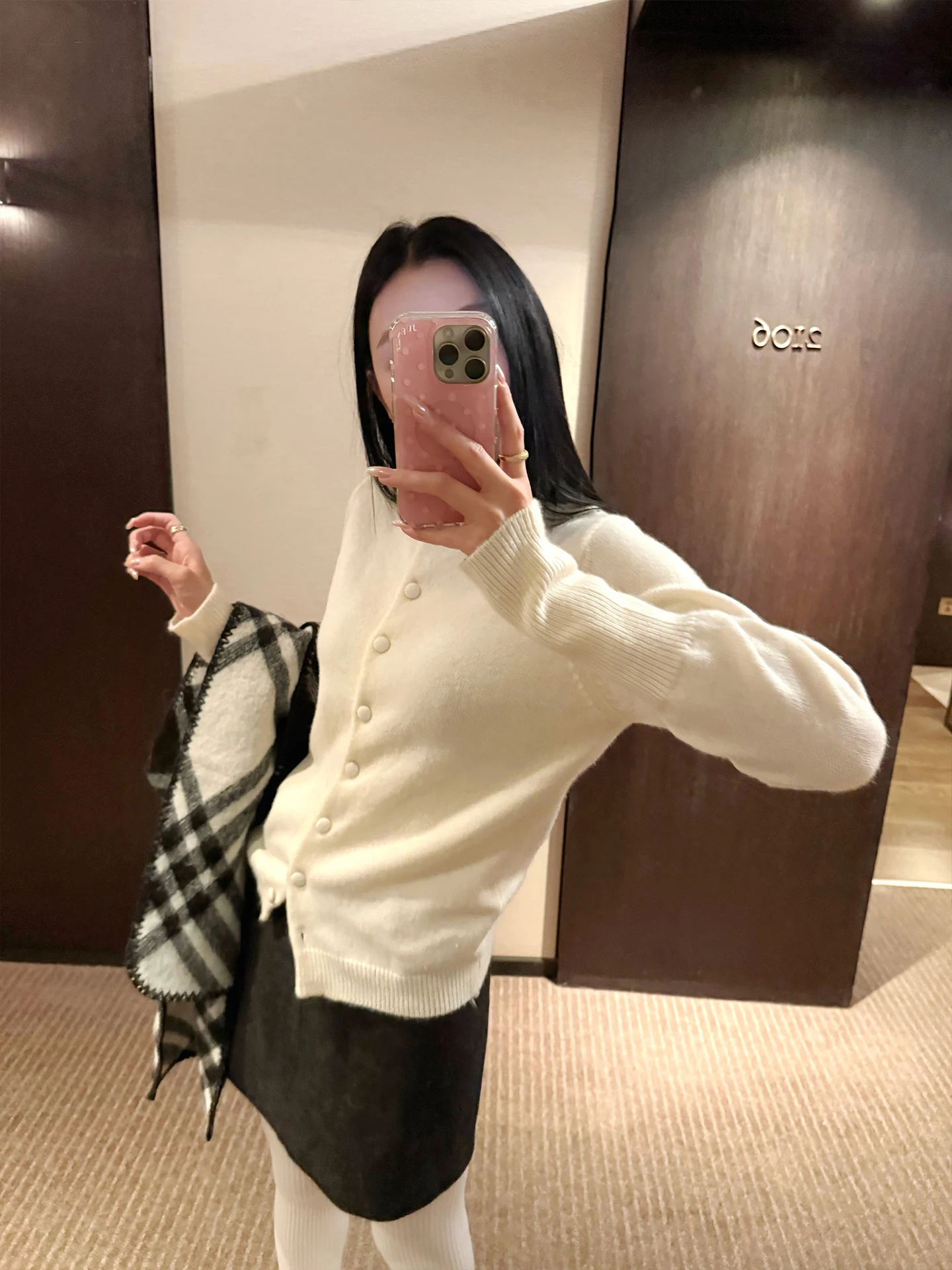 

Женский корейский вязаный свитер Arctic Fce: утепленный, повседневный, с длинным рукавом, для ношения как поддевка или верхняя одежда