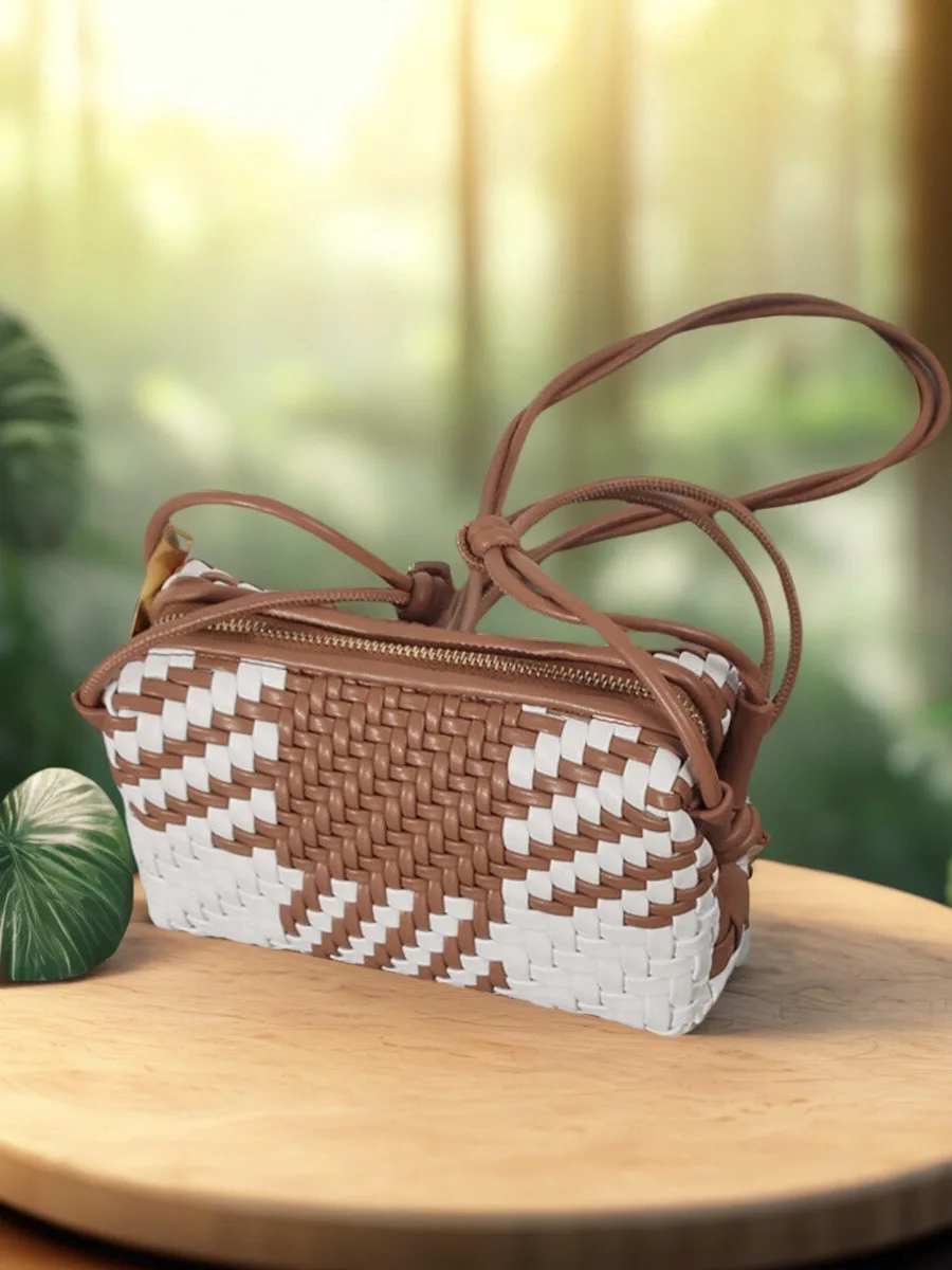 

Spring Summer 2025 Crossbody Small Bag Mosaic Color Woven Bag Casual Sle Synthetic Leather Cloud ape Bag for Teens