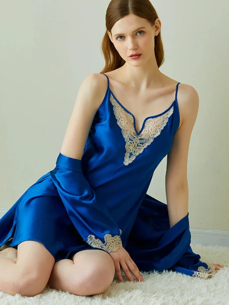 

19MM 100% Mulberry Silk Lace Trim Bathrobe Spaghetti Strap Mini Dress Sleepwear 2pcs Set Luxury Sexy V-Neck Nightdress and Robe