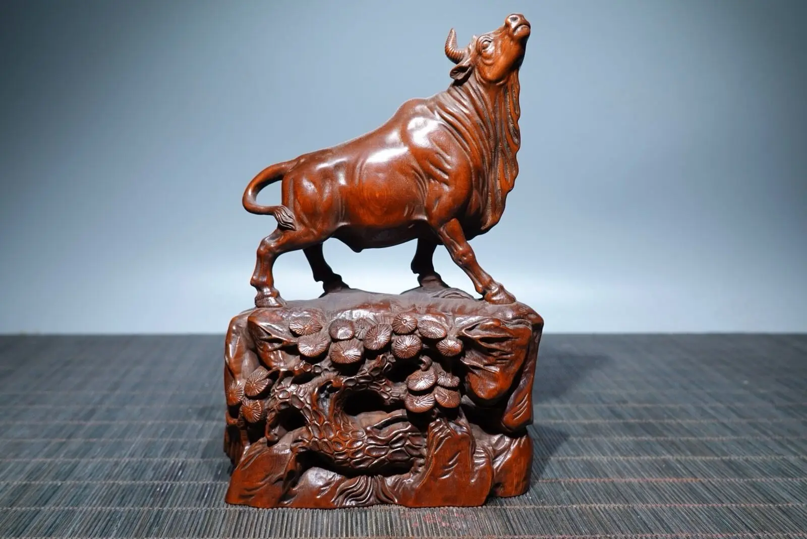 old boxwood carving home fengshui decor good fortune bull ox statue 15cm