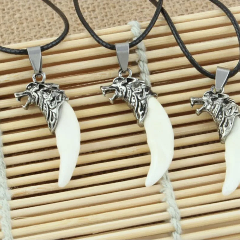 quality Wolf Tooth Pendant Necklace Vintage Dragon Titanium Pendant Men Jewelry Tribal cool punk rock Rider party birthday gift