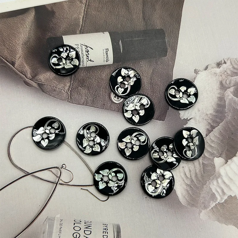 11.5mm 20pcs personality Black Flower Button Two-eye Button For Shirt Cardigan Dress Button