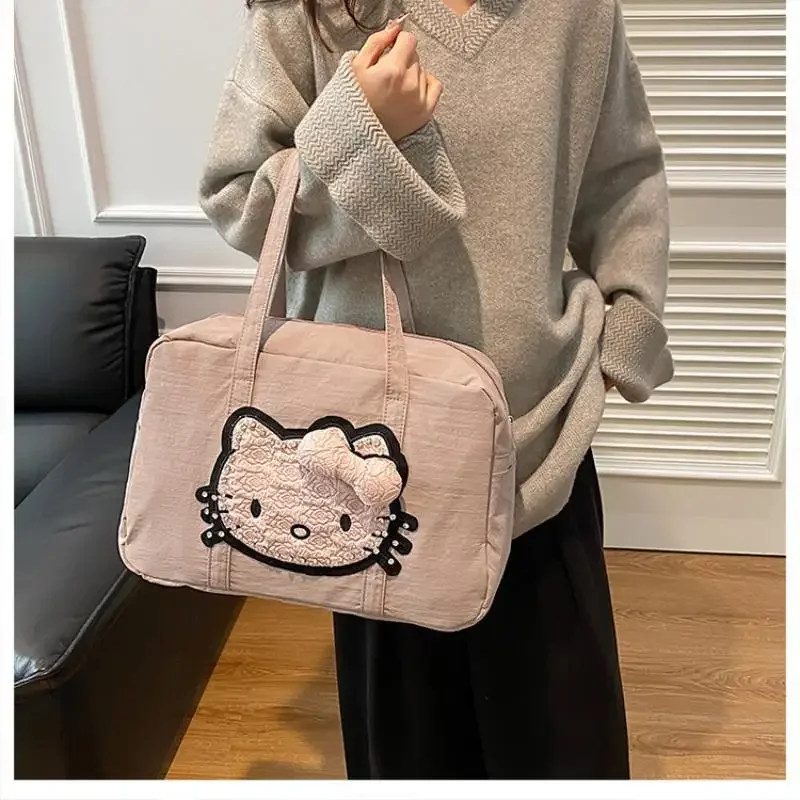 

Дорожная сумка Hello Kitty, милая сумка на плечо, большая вместимость, новые подарочные сумки для девочек для женщин, аниме-фигурка, каваи, мультфильм
