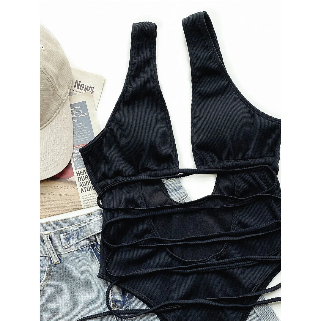 Rückenfreier, gerippter Monokini-Badeanzug mit Wickelriemen, einteiliger Badeanzug für Damen, Badebekleidung mit Ausschnitten im Bauchbereich, Badeanzug für Damen, V3578 – Detail 21