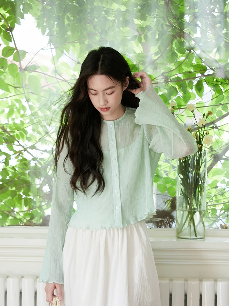 

Комплект LBAO: Текстурированный топ и брюки с нерегулярными полосками, светло-голубой, женский, приталенный, из хлопка и полиэстера, с длинными рукавами, V-образный вырез.