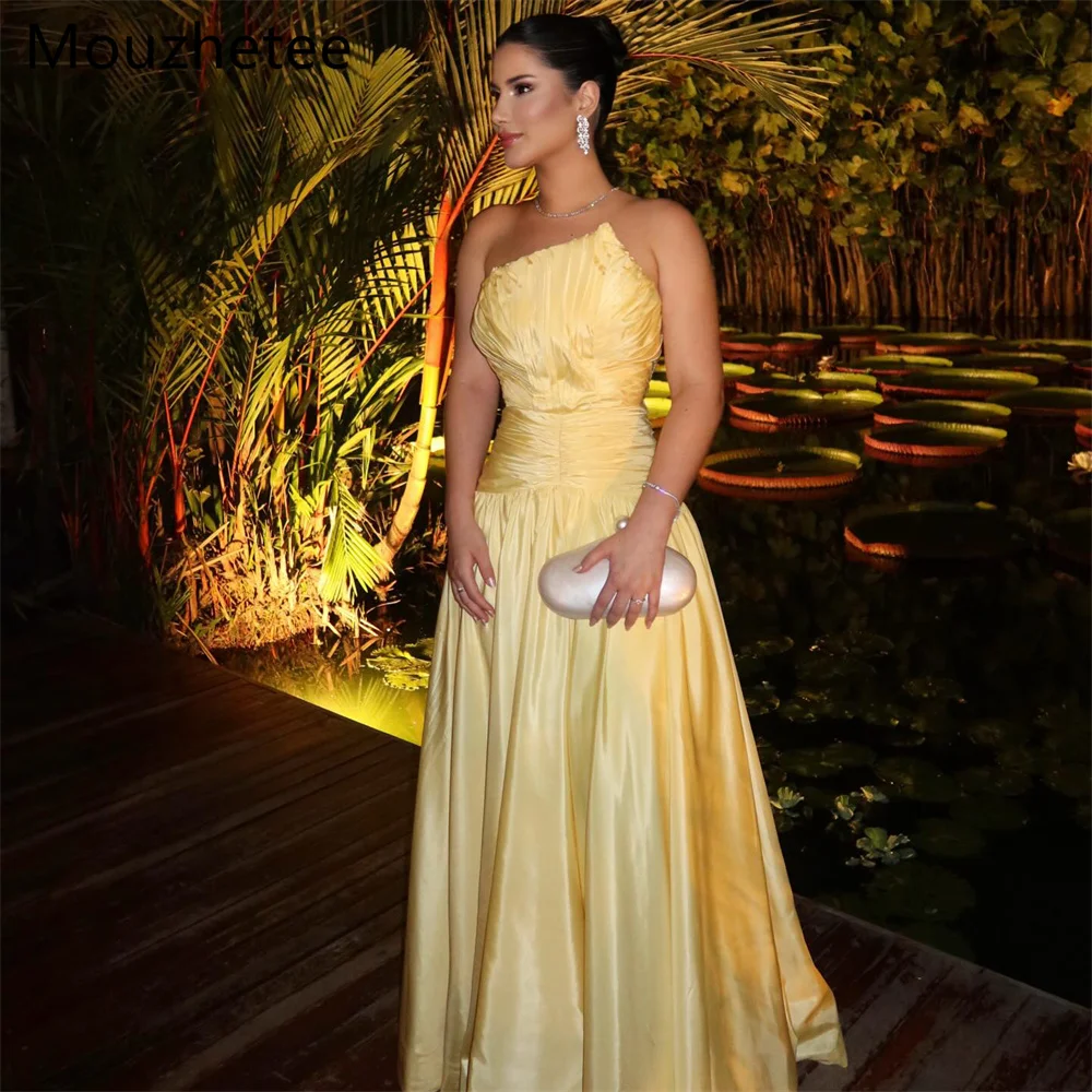 

Mouzhetee A-Line Strapless Pleat Simple Dresses Formal Party Gowns for Women Elegant Sleeveless Satin Prom Gown Customized 2026