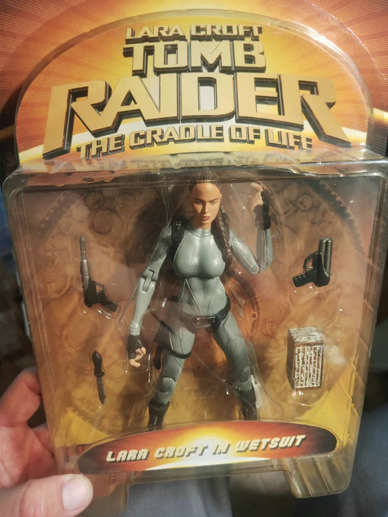 

Rare Vintage Sota Tomb Raider Lara Figure - Brand New Unopened Collectible with High-Quality Head Sculpt Perfect for Fans