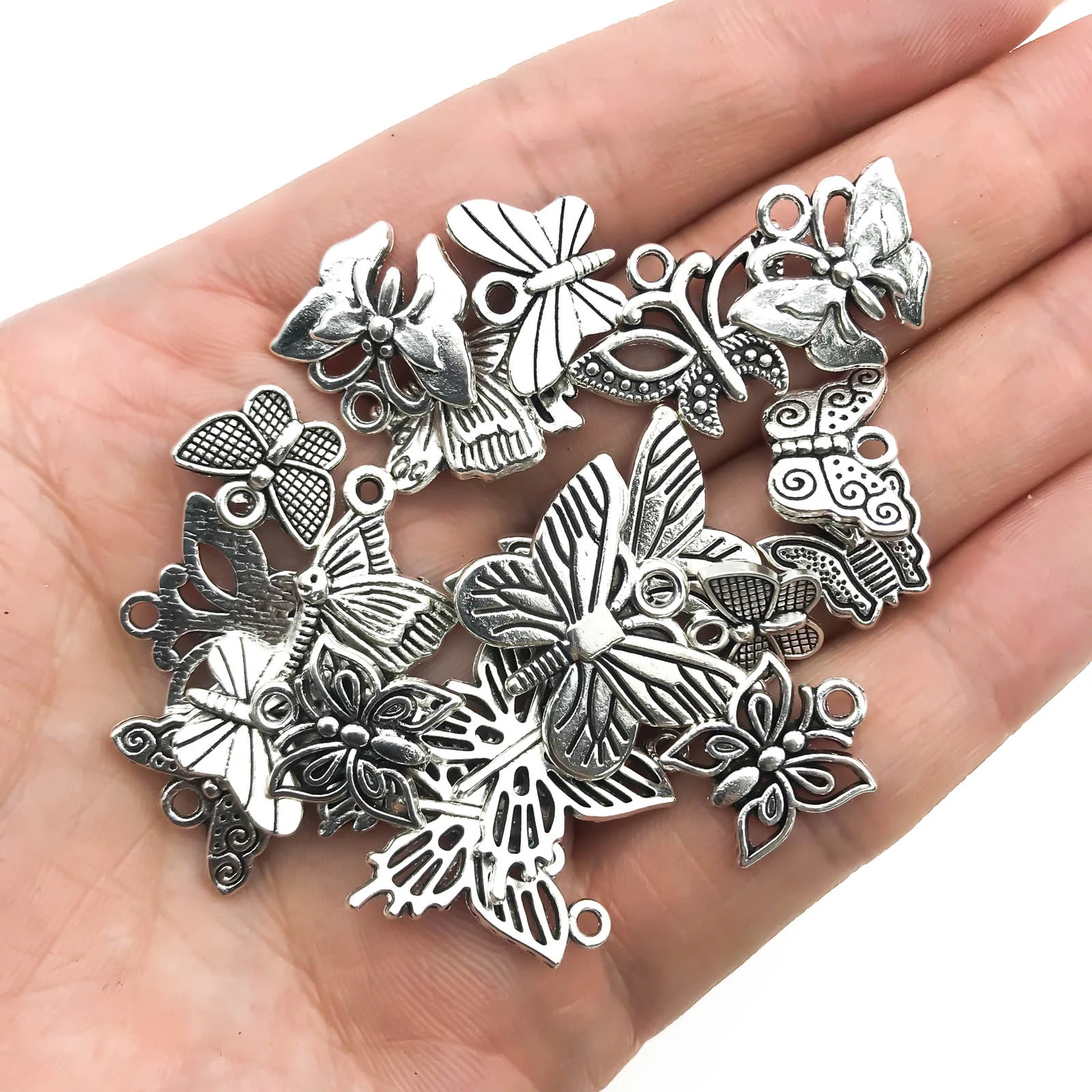 Misturado Antique Silver Butterfly Shaped Charms, Liga de zinco Pingentes, DIY Colar, Pulseira, Brincos, Jóias Making, 22Pcs, Conjunto