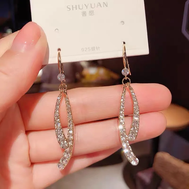 Fashion Trend Unique Design Elegant Delicate Light Luxury Water CRYSTAL Cross Fish Tail Earrings Women Jewelry Wedding Party Gif