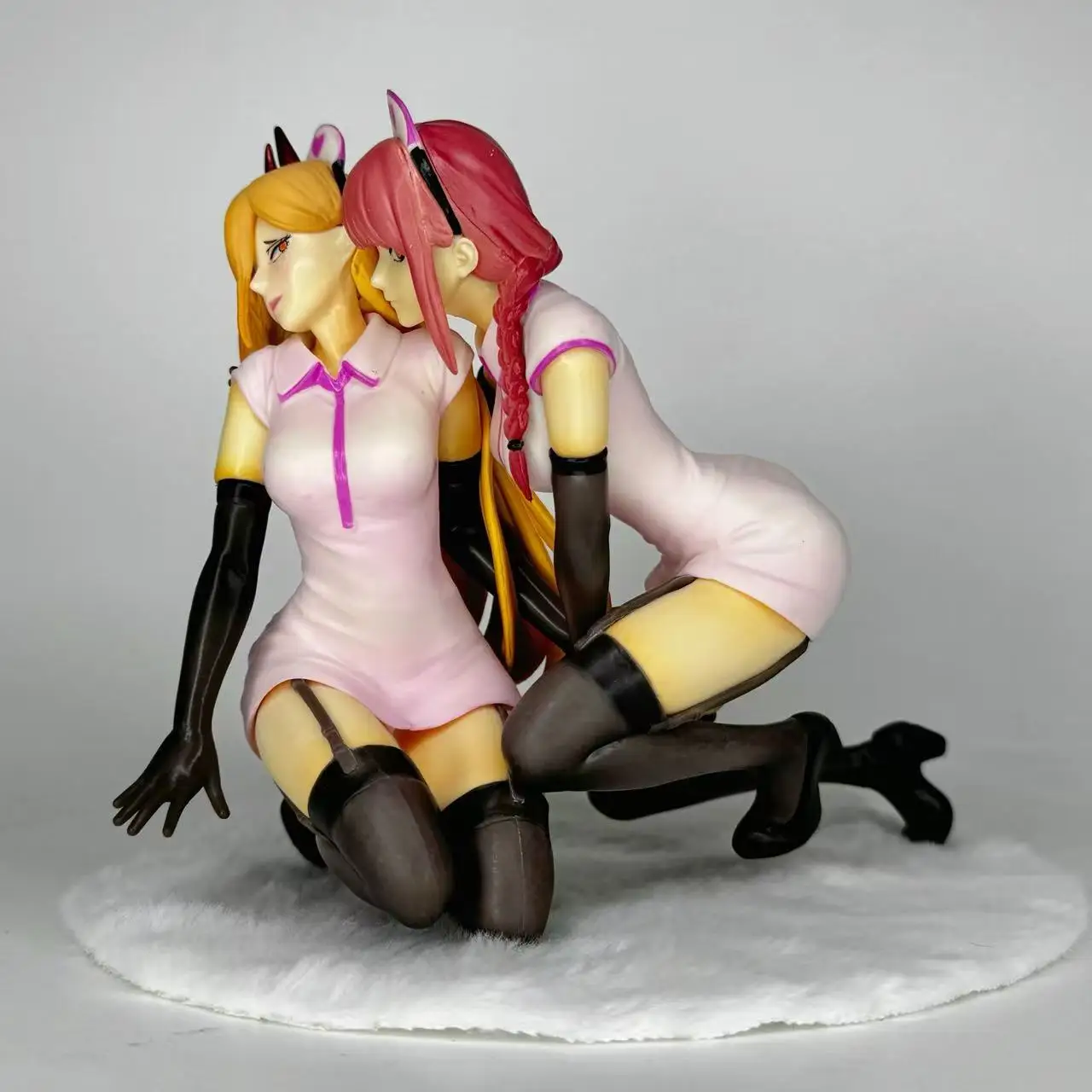 Chainsaw Man Anime Nurse Pawa Marchma Action Figure with Blanket Beautiful Girl Model Decoration Collectible for Fans