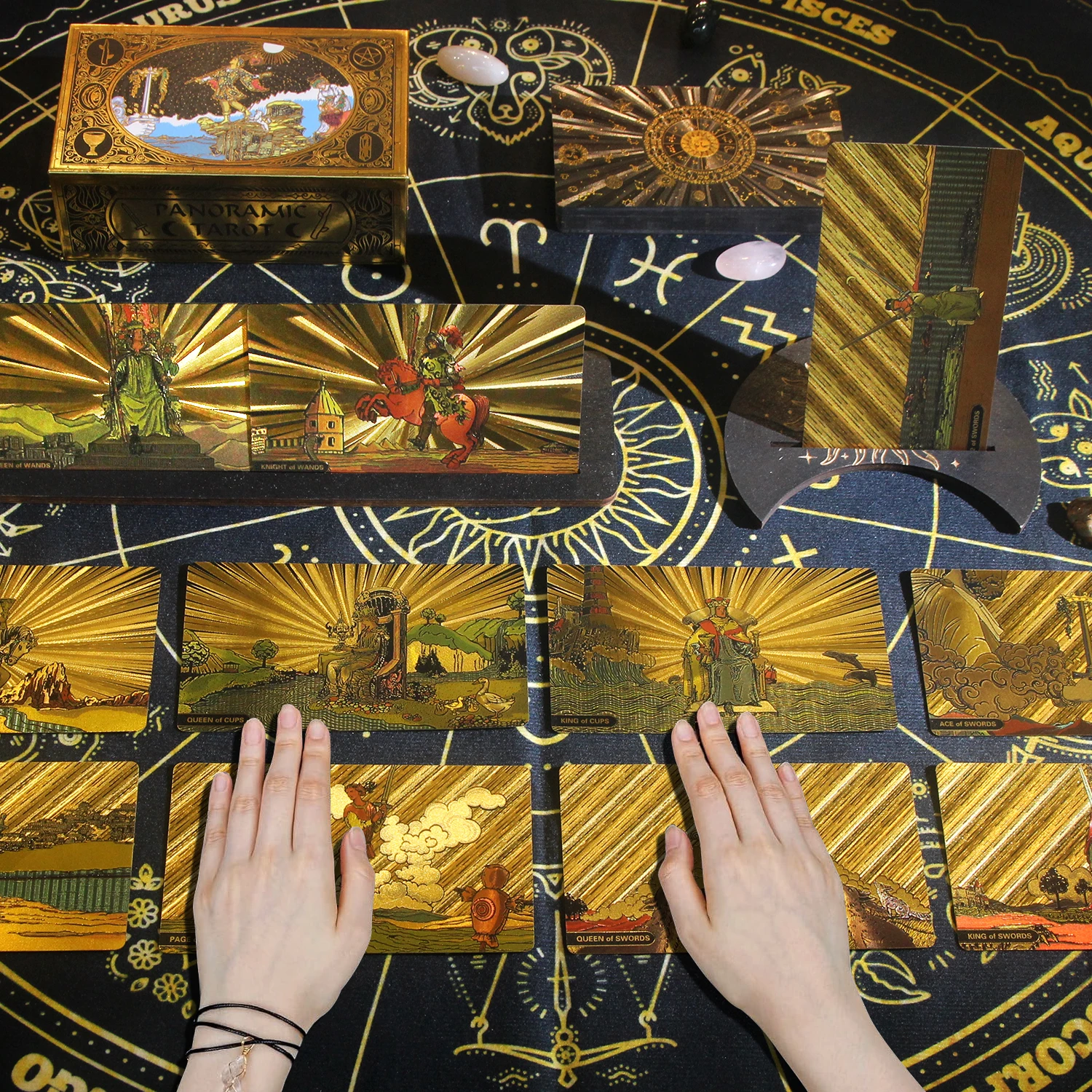 Collected genuine classic panoramic Waite Tarot Tarot beginner Tarot plastic PET waterproof gold foil Tarot