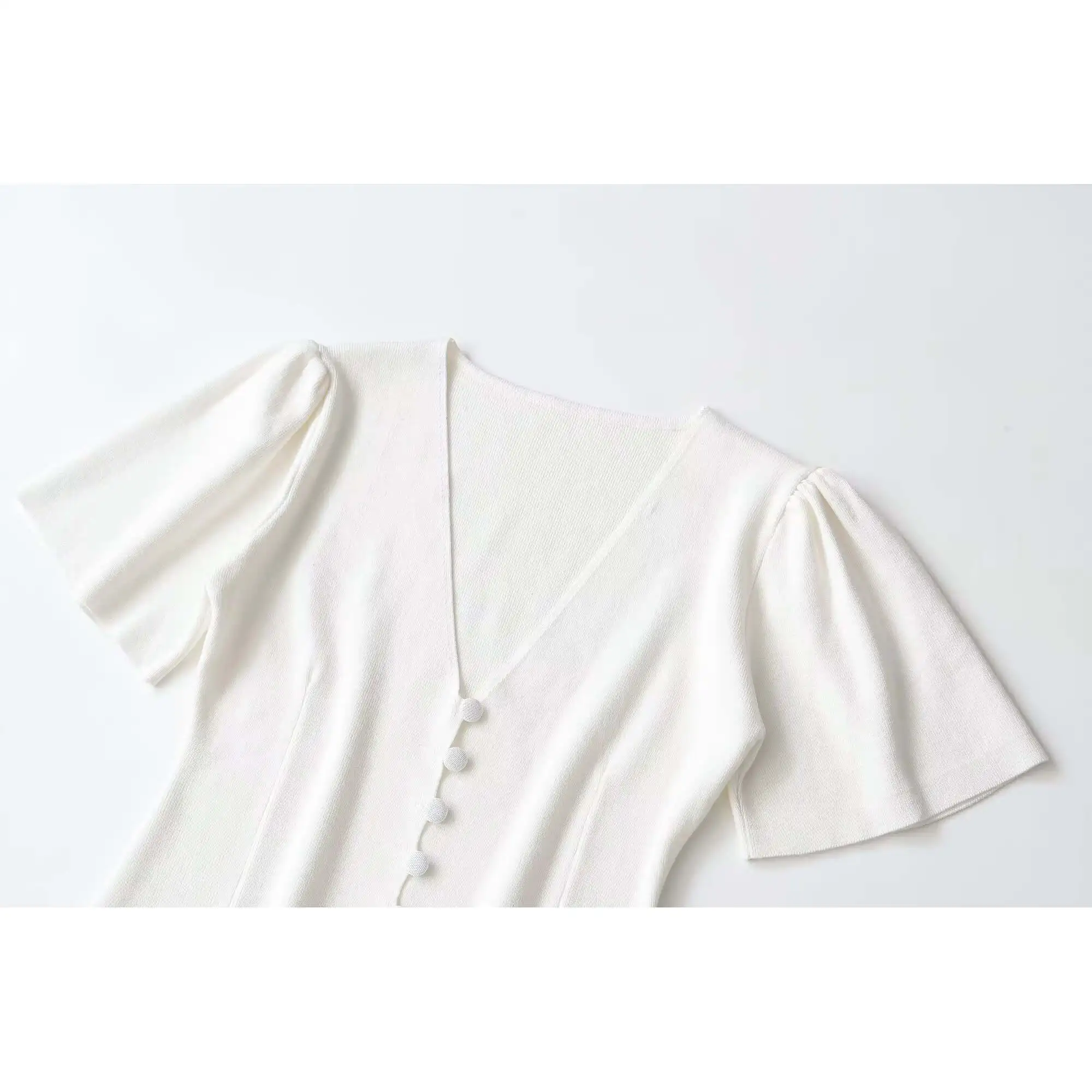 JNLEAOG Summer New Women's Loose Knitted Short Sleeve V-Neck Fashion Personality Outerwear Polyester Fiber Button Closure
