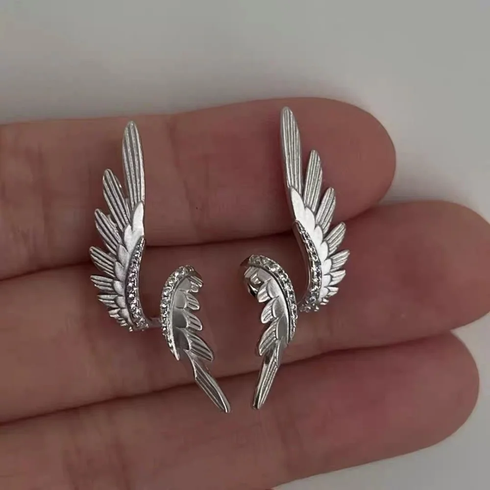 Vintage Silver‑Plated Angel Wings Earrings for Women Minimalist Luxury Cubic Zirconia Wing Stud Ear Cuff Earrings Party Jewelry