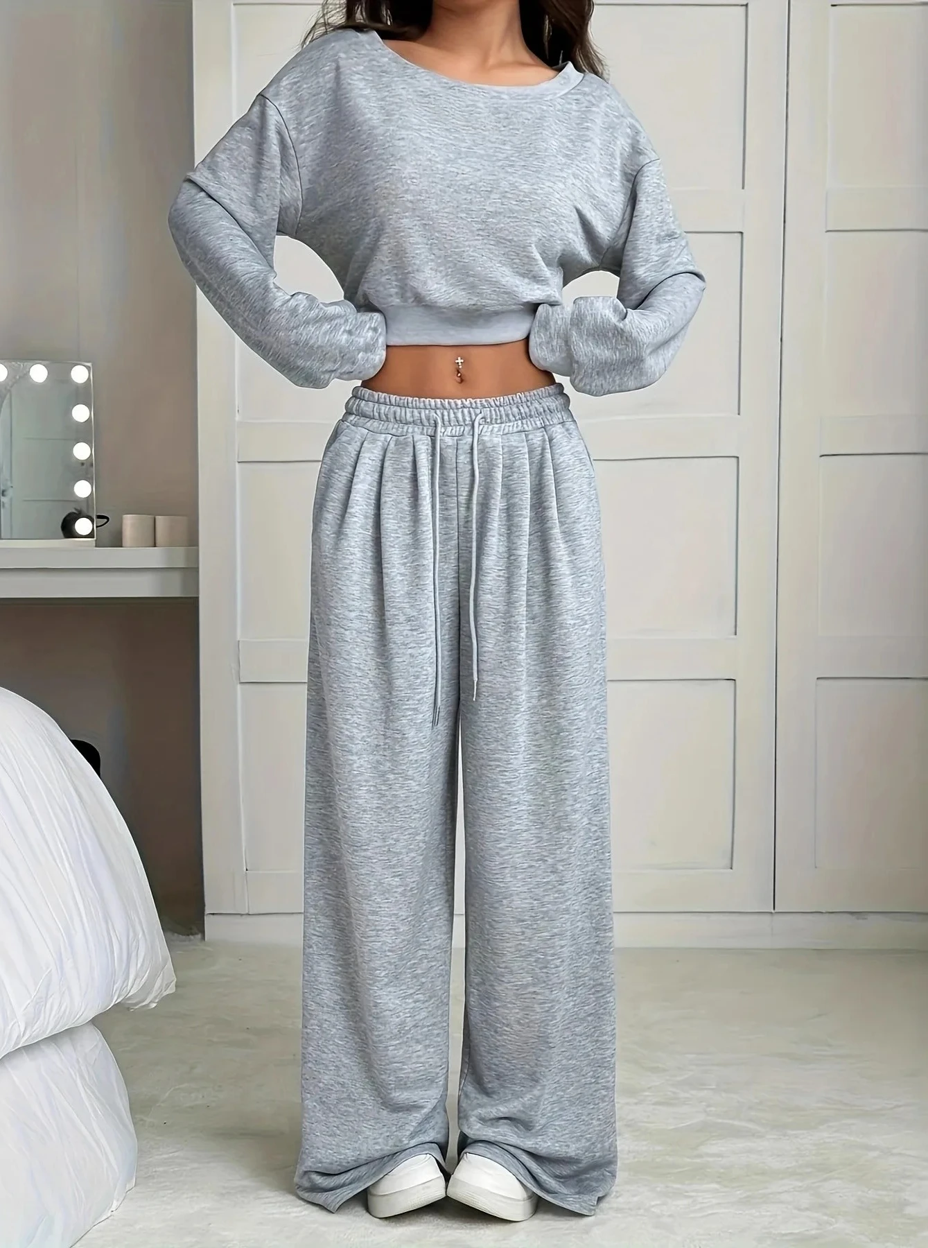 

2025Drooping Широкие спортивные штаны Костюм Осенние европейские и американские однотонные спортивные брюки для женщин с высокой талией