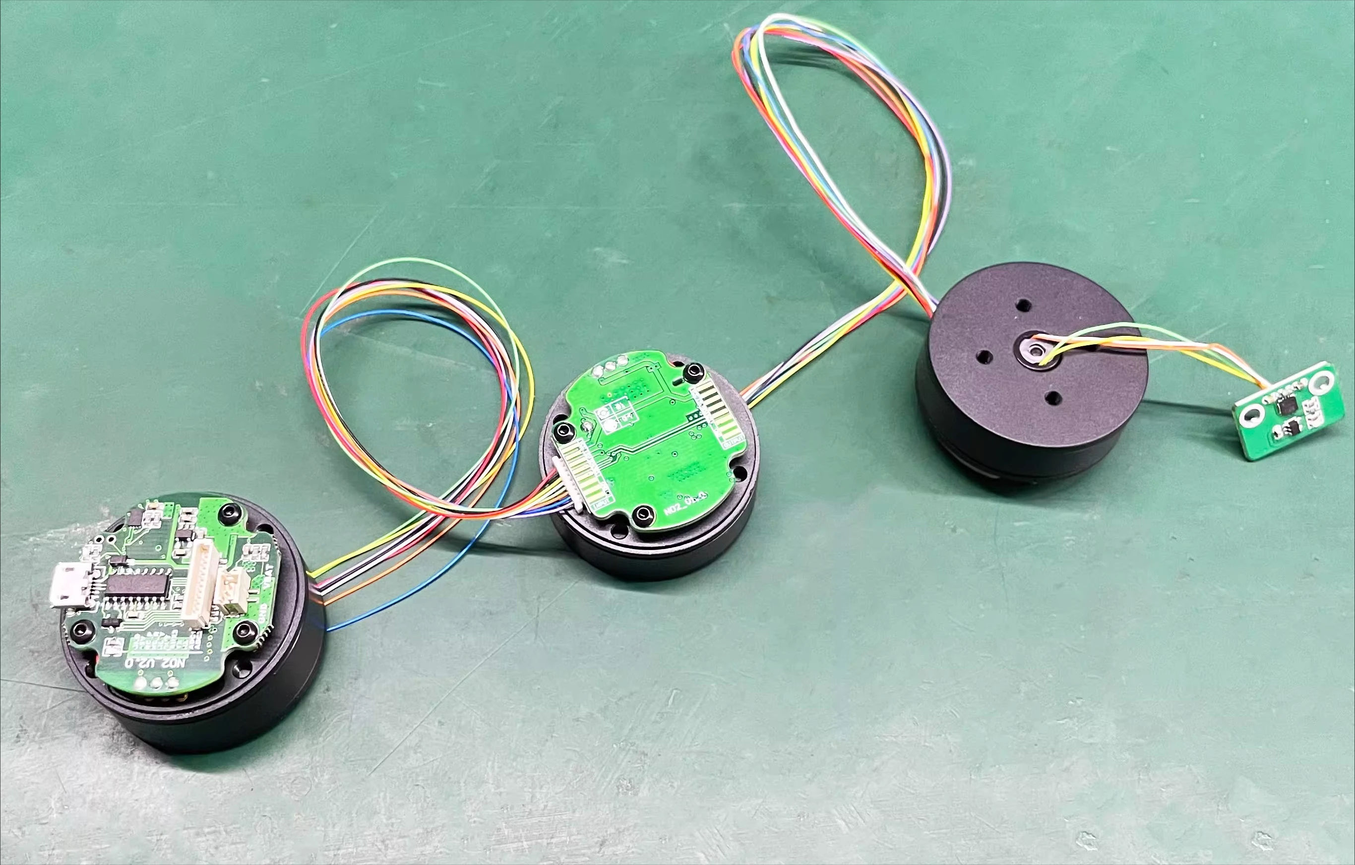 

Three-axis gimbal control board aerial photography brushless motor stabilizer 32-bit BGC split board gimbal control Russian