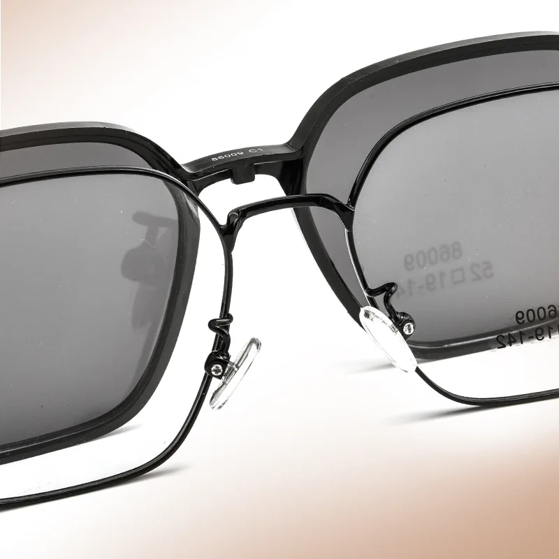 FIRADA Fashion Comfortable Magnet Eyeglasses Ultra Light Vintage Eyewear Optical Prescription Glasses Frame For Men Women 86009