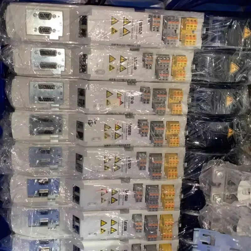 LENZE actuator I750/i700/i950/9400 HighLine servo driver, single axis 1.1-15 kW, dual axis 1.1-7 power