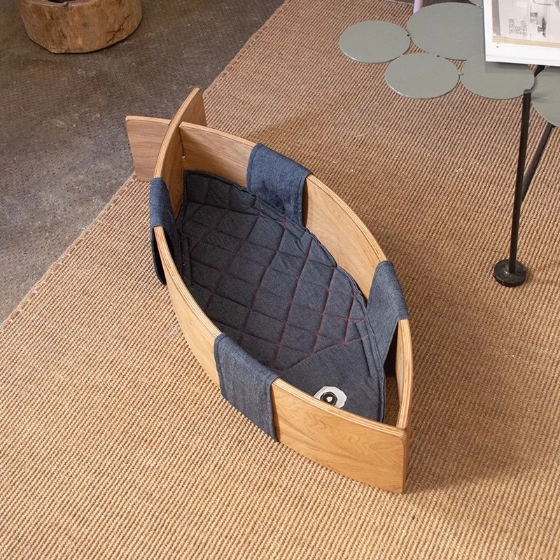 Modern Creative Artistic Design Fish-shaped Cat's nest Simple Style Solid Wood Material Pet Nest Detachable Pet store Decoration