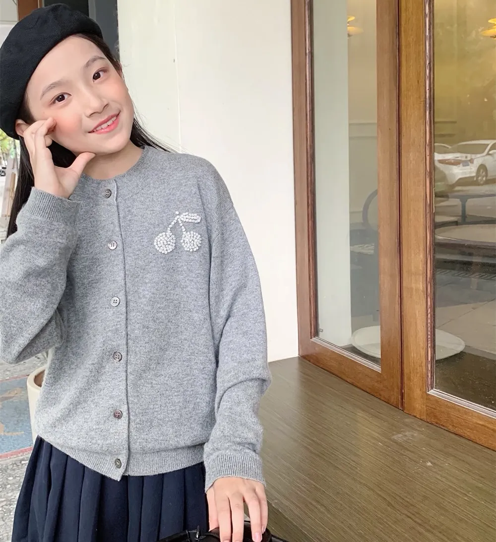 

Детские свитера, одежда для маленьких девочек, пальто для девочек, шерстяной свитер, куртка, модный кардиган для девочек с вишневым узором и бисером