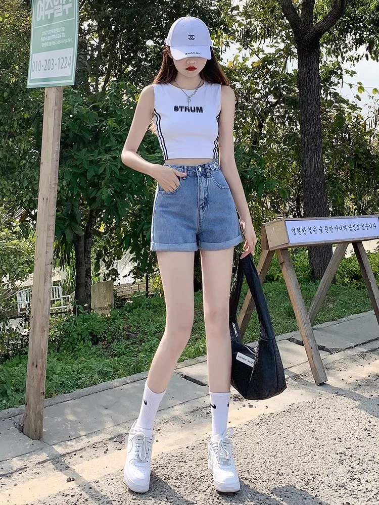 Summer High Waist Wide Leg Short Jeans Women's Spicy Girl Retro Versatile Cuffed Design Denim Shorts Cool Feeling Cotton Blend