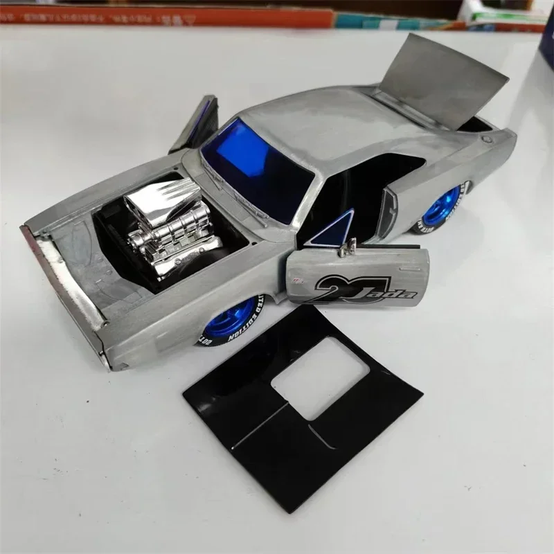 

JADA 1:24 1970 DODGE CHARGER R/T высокомоделирующая литая машина из металлического сплава Модель автомобиля детские игрушки коллекционные подарки