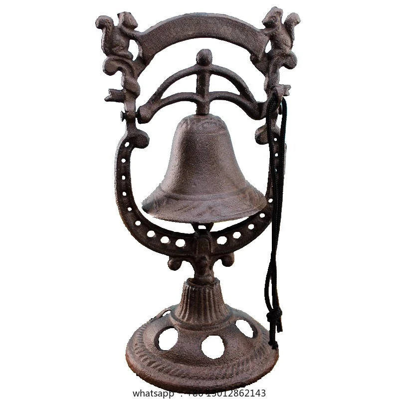 

European style retro cast iron desktop hand rattle wrought iron bell bar hand ringing ornament
