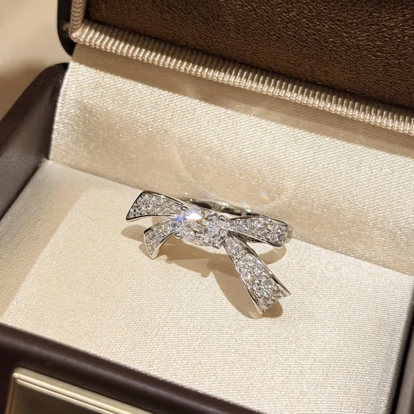 

100% 925 Sterling Silver Pave 5A Zircconia Bowknot Ring For Women Fine Jewelry