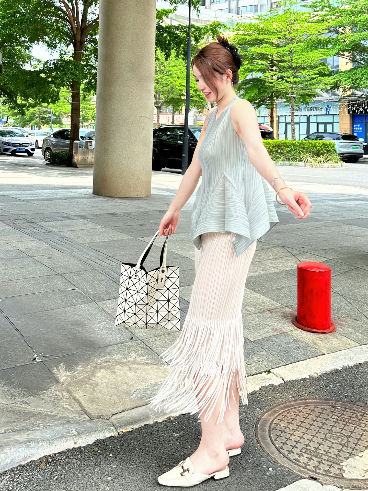 

Green Asymmetrical Tassel Trim Pleated Pure Color Summer Set Simple Elegant Half Skirt Top Ensemble for Women over 35