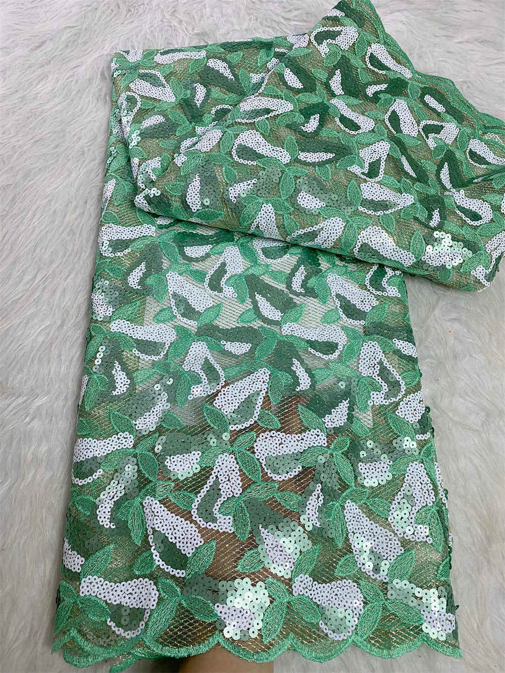

2025 Latest African Nigerian Tulle Lace Fabric Guipure Embroidery Sequins High Quality for Sewing Dresses 5Yards JH0066