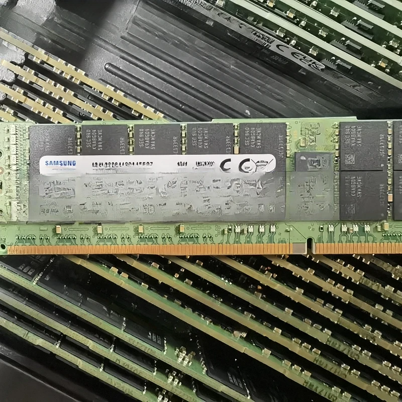 DDR4 128G 4DRX4 PC4-3200AA-L REG ECC LRDIMM Server Memory Module