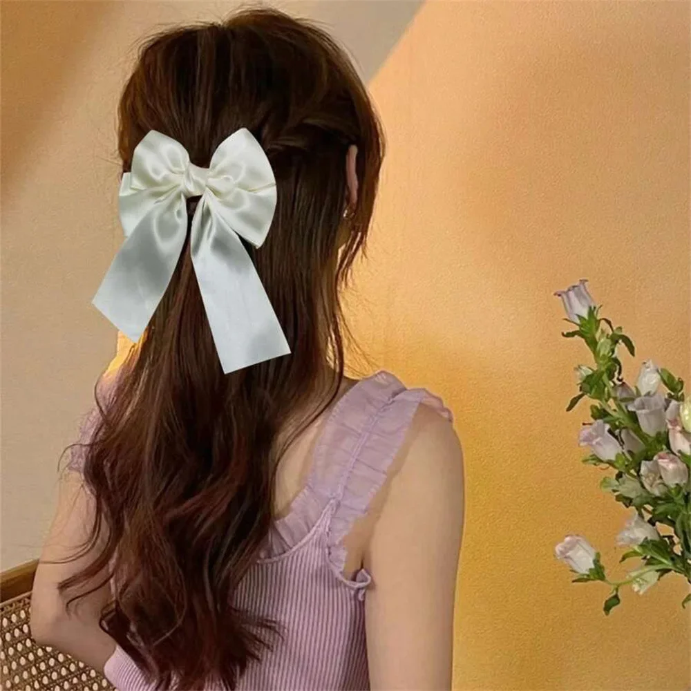 Neue Große Elegante Satin-Haarspange mit Mehrschichtigen Schleifen Mehrfarbiges Glänzendes Band-Accessoire für Frauen Süße Haarstyling-Dekoration – Detail 12