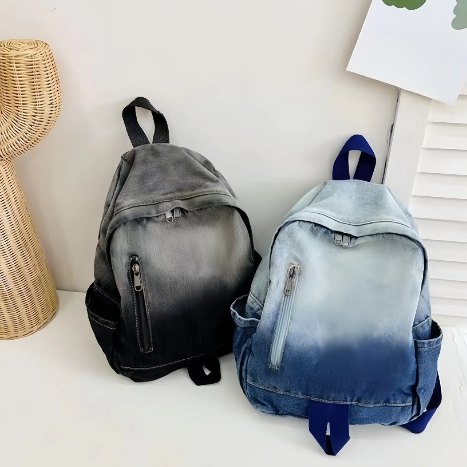 

Casual Gradient Denim Backpack, Retro Distressed Washed Canvas School Bag, Large Capacity All-match Backpack